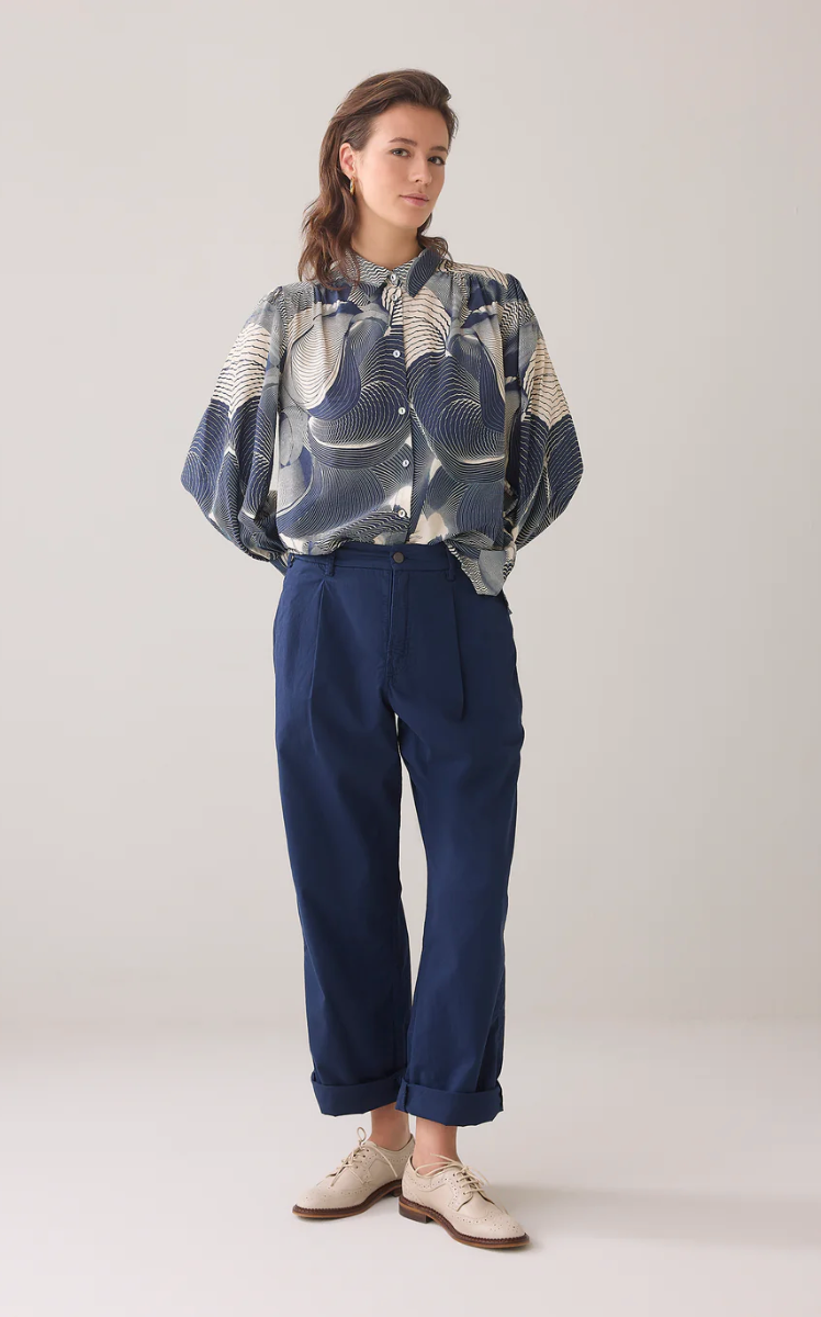 Crispy cotton chinos