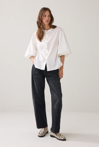 Blouse with diamond buttons