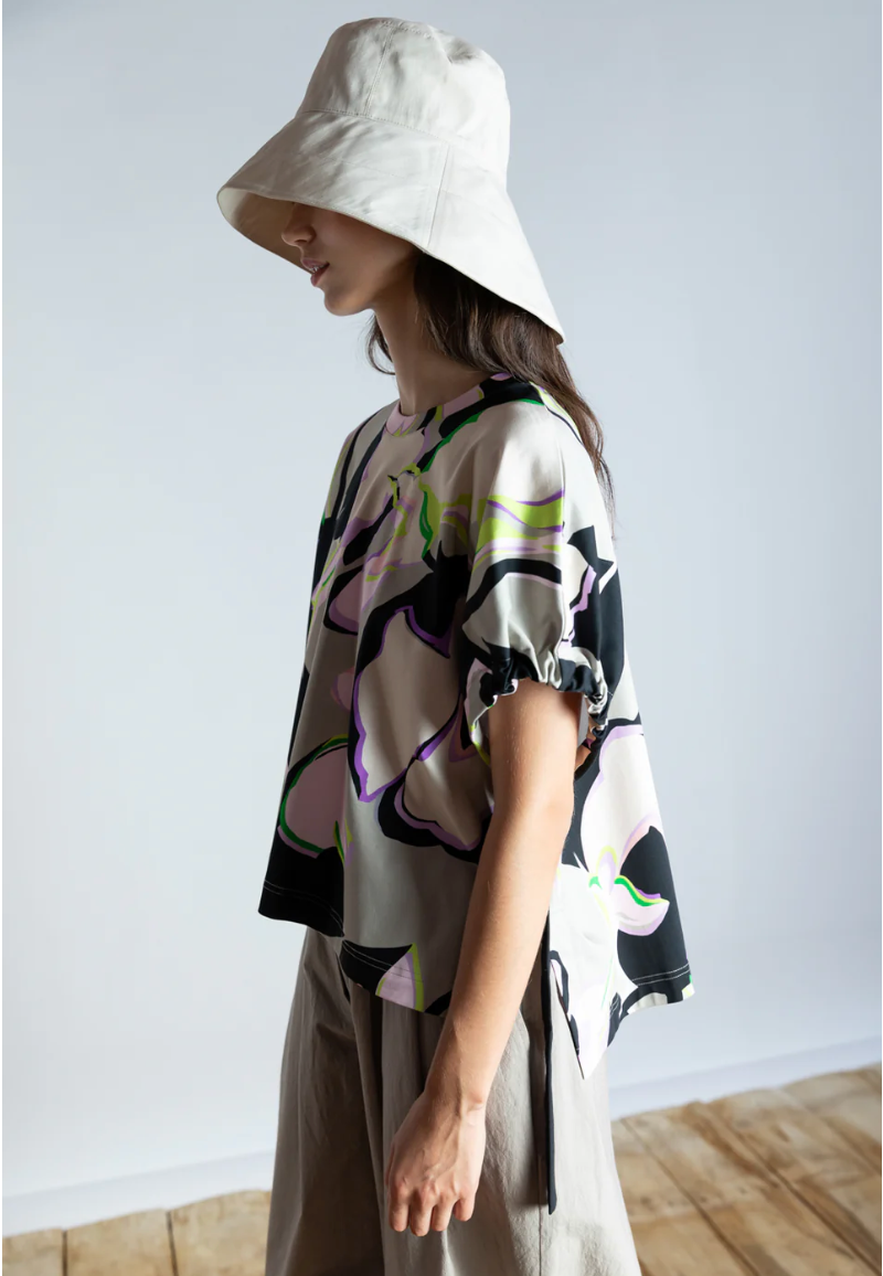 Oyster Print Sleeve T-Shirt